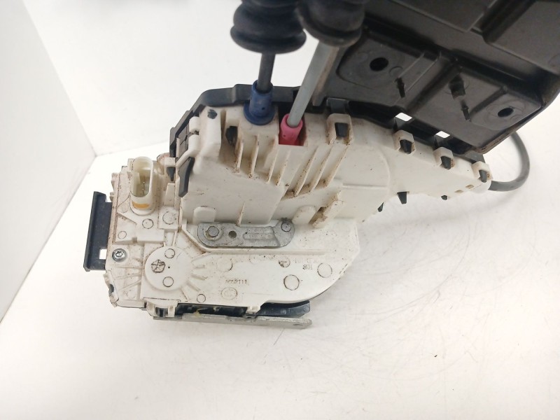 Recambio de cerradura puerta trasera derecha para jeep compass (mp, m6, mv, m7) 1.4 multiair referencia OEM IAM   