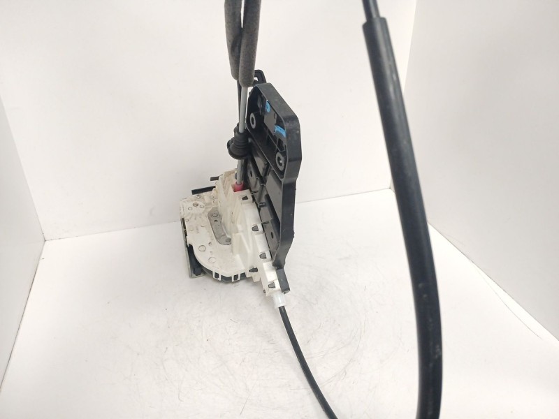 Recambio de cerradura puerta trasera derecha para jeep compass (mp, m6, mv, m7) 1.4 multiair referencia OEM IAM   