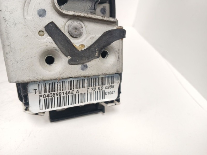 Recambio de cerradura puerta trasera derecha para jeep compass (mp, m6, mv, m7) 1.4 multiair referencia OEM IAM   