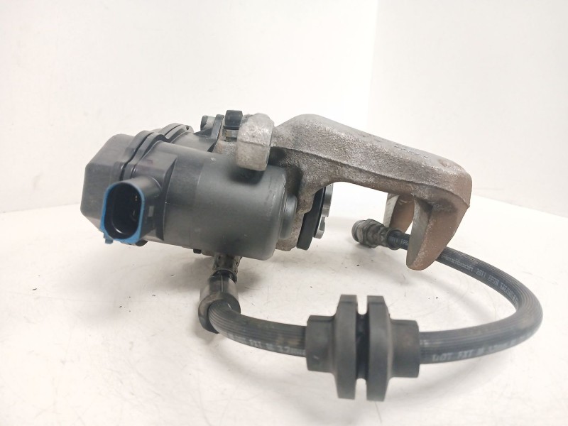 Recambio de pinza freno trasera derecha para jeep compass (mp, m6, mv, m7) 1.4 multiair referencia OEM IAM TRW 55611 