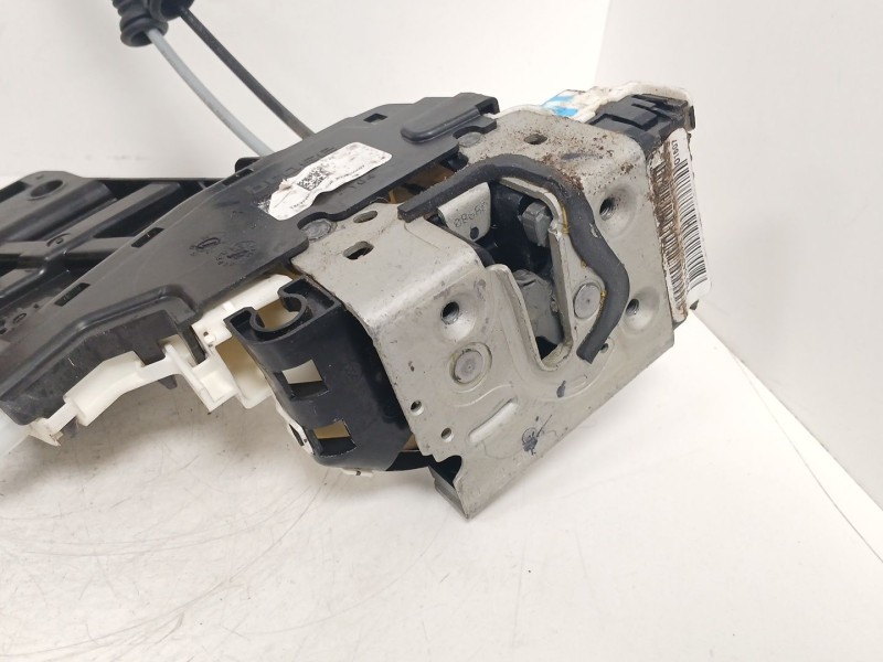 Recambio de cerradura puerta delantera derecha para jeep compass (mp, m6, mv, m7) 1.4 multiair referencia OEM IAM   