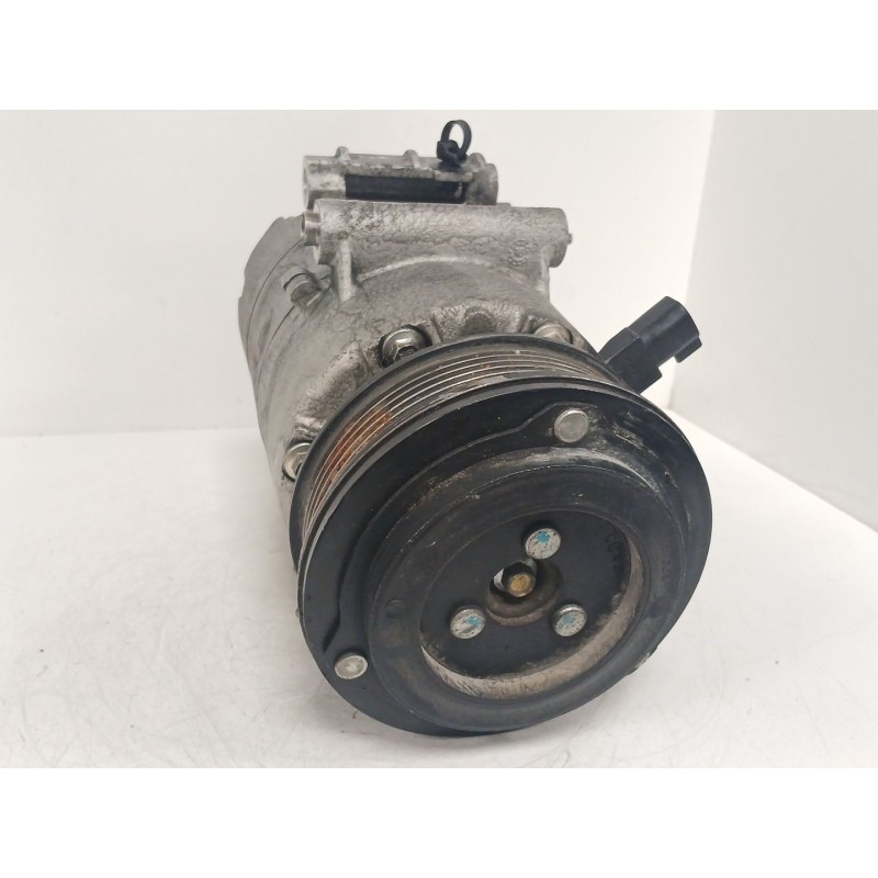 Recambio de compresor aire acondicionado para ford fiesta vi (cb1, ccn) 1.5 tdci referencia OEM IAM   
