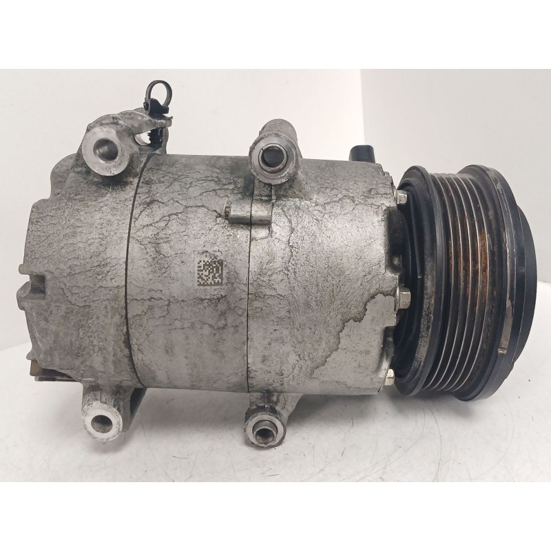 Recambio de compresor aire acondicionado para ford fiesta vi (cb1, ccn) 1.5 tdci referencia OEM IAM   