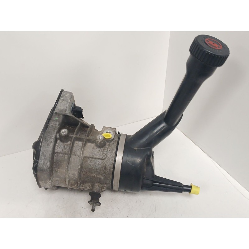 Recambio de bomba direccion para citroën c4 grand picasso i (ua_) 2.0 hdi 138 referencia OEM IAM 9685051580 A0015331 