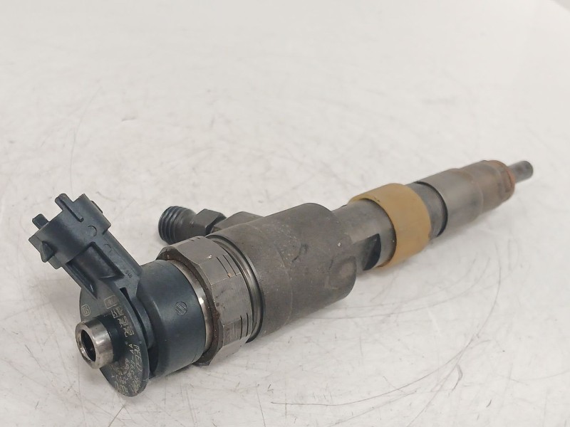 Recambio de inyector para ford fiesta vi (cb1, ccn) 1.5 tdci referencia OEM IAM 0445110489  