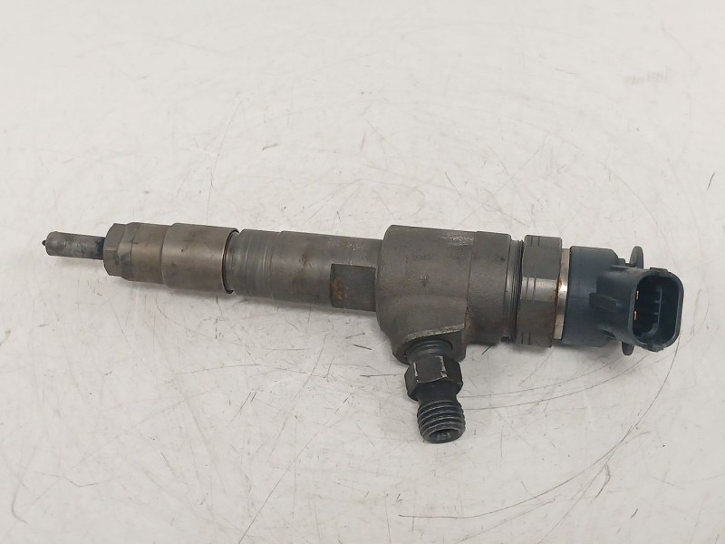 Recambio de inyector para ford fiesta vi (cb1, ccn) 1.5 tdci referencia OEM IAM 0445110489  