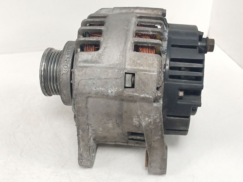 Recambio de alternador para renault clio ii (bb_, cb_) 1.5 dci (b/cb07) referencia OEM IAM 8200022774  