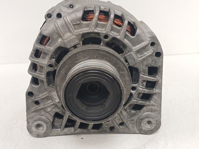 Recambio de alternador para renault clio ii (bb_, cb_) 1.5 dci (b/cb07) referencia OEM IAM 8200022774  