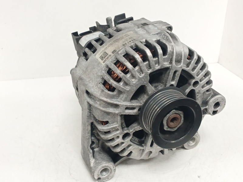 Recambio de alternador para bmw 1 (e87) 120 d referencia OEM IAM 114720  