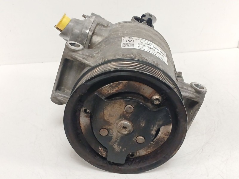 Recambio de compresor aire acondicionado para volkswagen golf vi (5k1) 2.0 tdi referencia OEM IAM 5N0820803A  