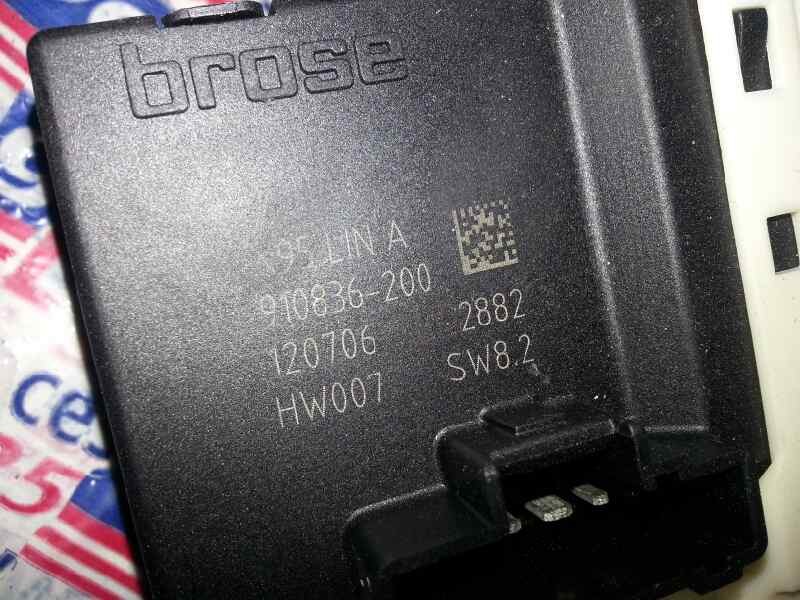 Recambio de elevalunas trasero izquierdo para renault megane iii berlina 5 p expression referencia OEM IAM 827210003R  