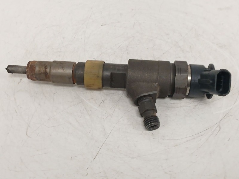 Recambio de inyector para ford fiesta vi (cb1, ccn) 1.5 tdci referencia OEM IAM 0445110489  