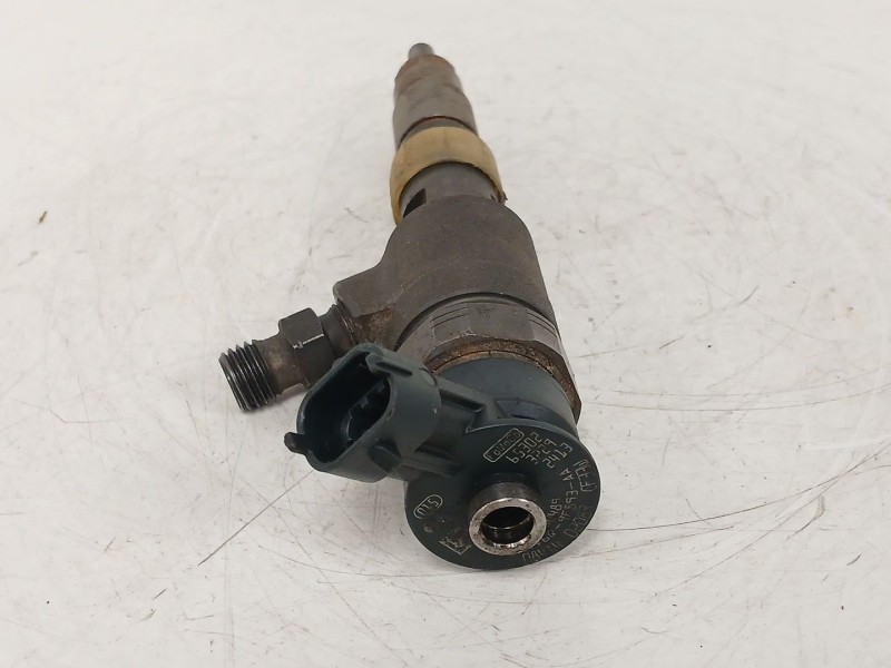 Recambio de inyector para ford fiesta vi (cb1, ccn) 1.5 tdci referencia OEM IAM 0445110489  
