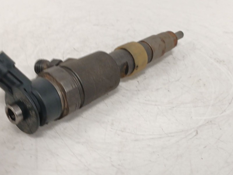Recambio de inyector para ford fiesta vi (cb1, ccn) 1.5 tdci referencia OEM IAM 0445110489  