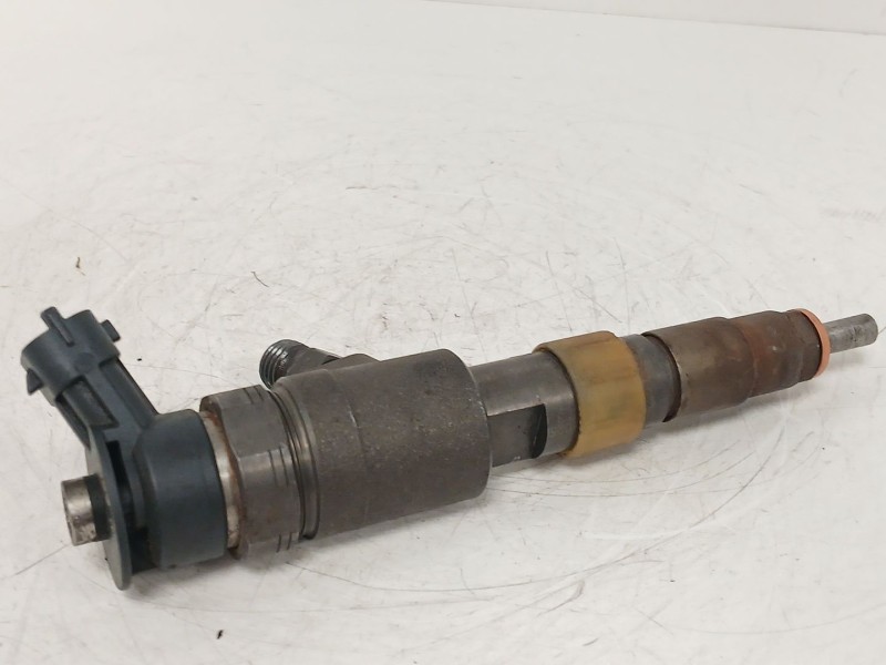 Recambio de inyector para ford fiesta vi (cb1, ccn) 1.5 tdci referencia OEM IAM 0445110489  