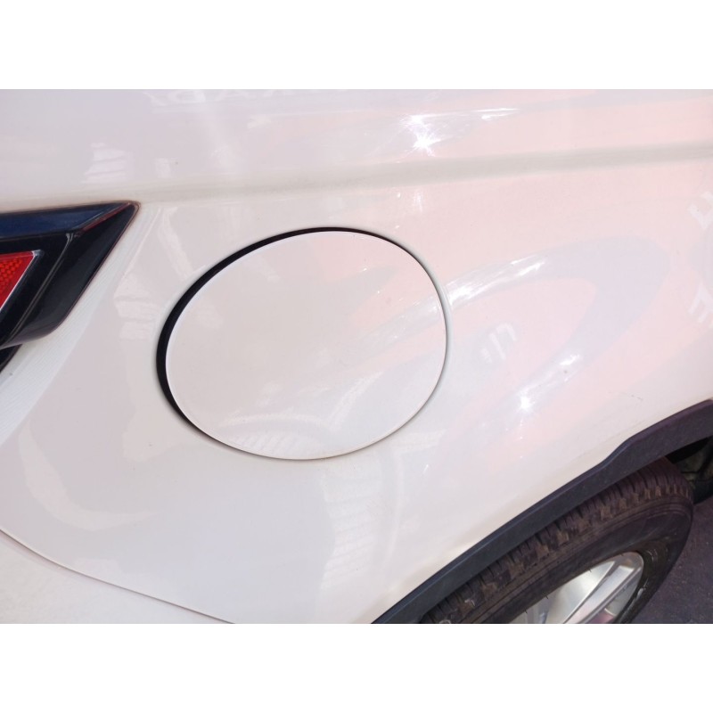 Recambio de tapa exterior combustible para land rover range rover evoque (l538) 2.0 d referencia OEM IAM   