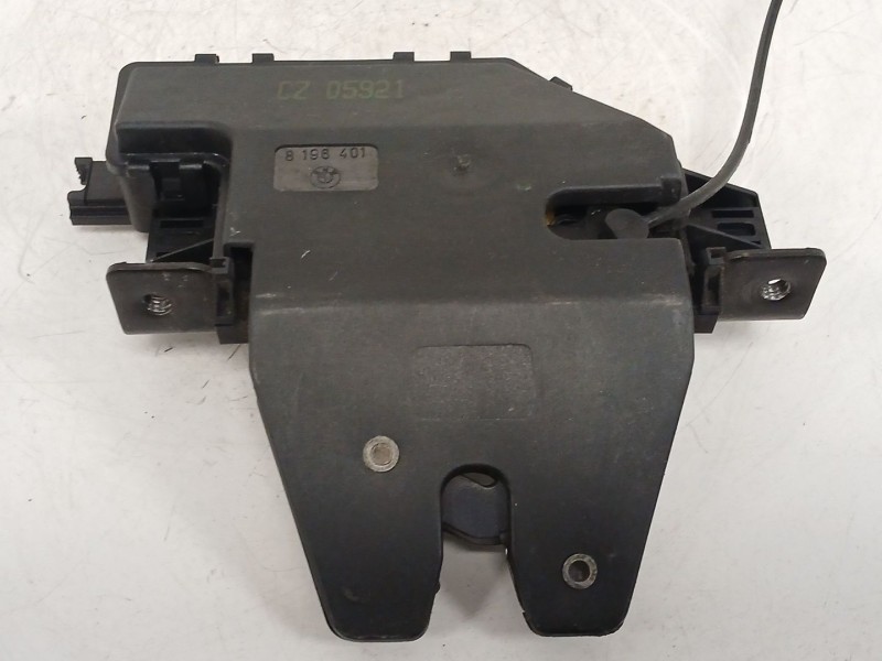 Recambio de cerradura maletero / porton para bmw 1 (e87) 120 d referencia OEM IAM CZ05921 8196401 