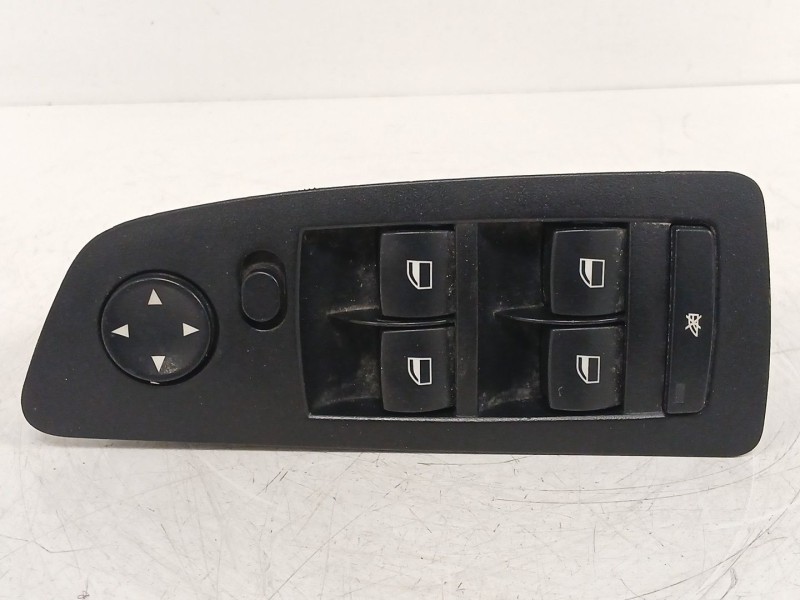 Recambio de mando elevalunas delantero izquierdo para bmw 1 (e87) 120 d referencia OEM IAM 6970020601  