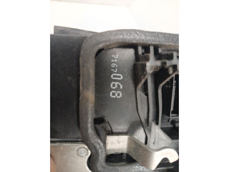 Recambio de cerradura puerta delantera derecha para bmw 1 (e87) 120 d referencia OEM IAM 7167068  