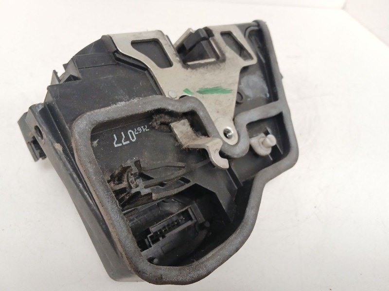 Recambio de cerradura puerta delantera izquierda para bmw 1 (e87) 120 d referencia OEM IAM 7167077  