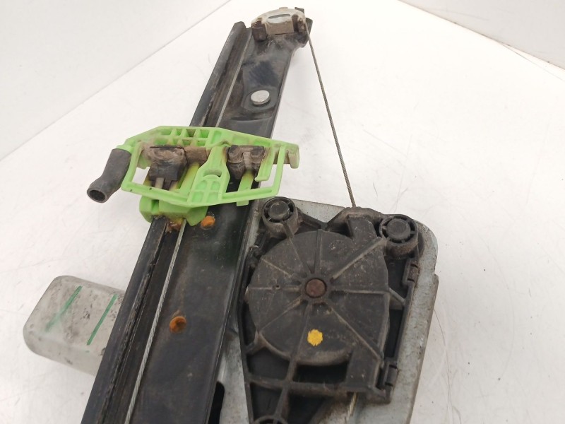 Recambio de elevalunas trasero izquierdo para bmw 1 (e87) 120 d referencia OEM IAM 71002603  