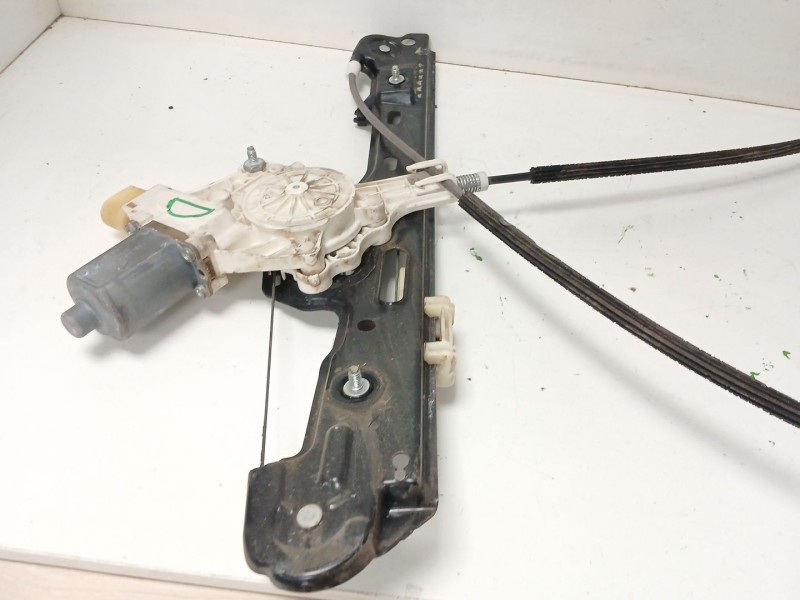 Recambio de elevalunas delantero derecho para bmw 1 (e87) 120 d referencia OEM IAM 0130822227  