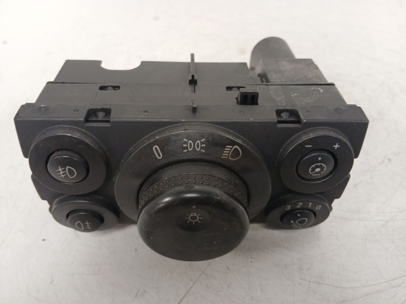 Recambio de mando luces para opel astra h berlina 1.7 16v cdti referencia OEM IAM 13100128  