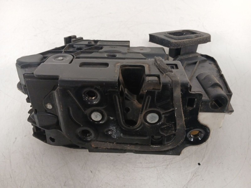 Recambio de cerradura puerta delantera derecha para volkswagen golf vi (5k1) 2.0 tdi referencia OEM IAM 5K1837016  