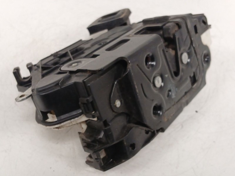 Recambio de cerradura puerta delantera derecha para volkswagen golf vi (5k1) 2.0 tdi referencia OEM IAM 5K1837016  