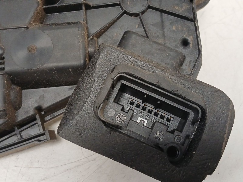 Recambio de cerradura puerta delantera izquierda para volkswagen golf vi (5k1) 2.0 tdi referencia OEM IAM 5K1837015  
