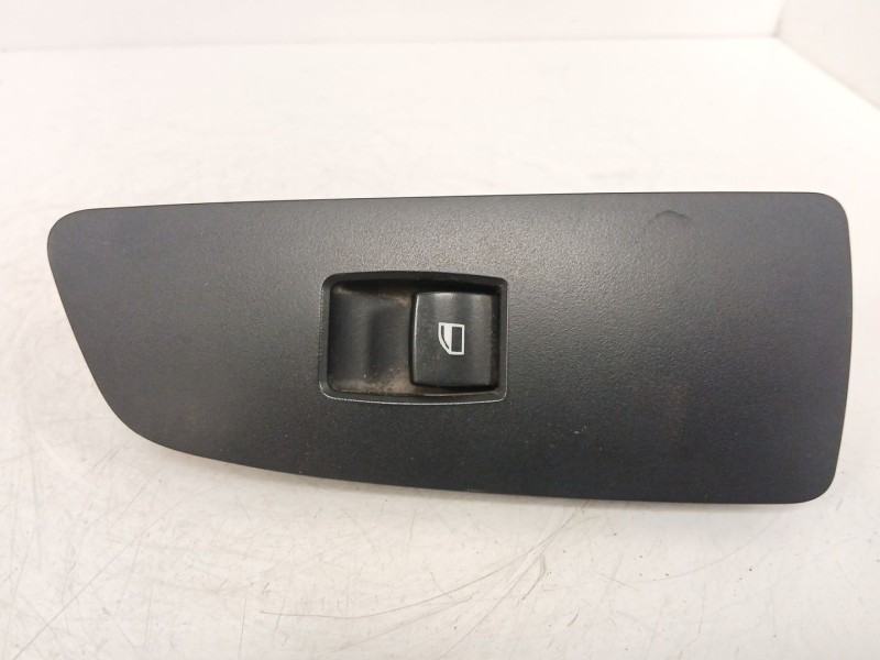Recambio de mando elevalunas delantero derecho para bmw 1 (e87) 120 d referencia OEM IAM   