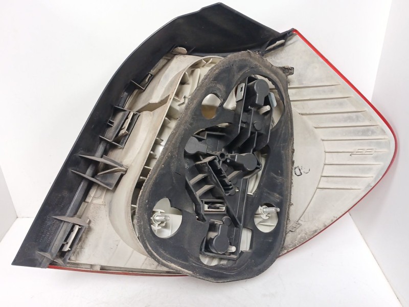 Recambio de piloto trasero izquierdo para bmw 1 (e87) 120 d referencia OEM IAM   