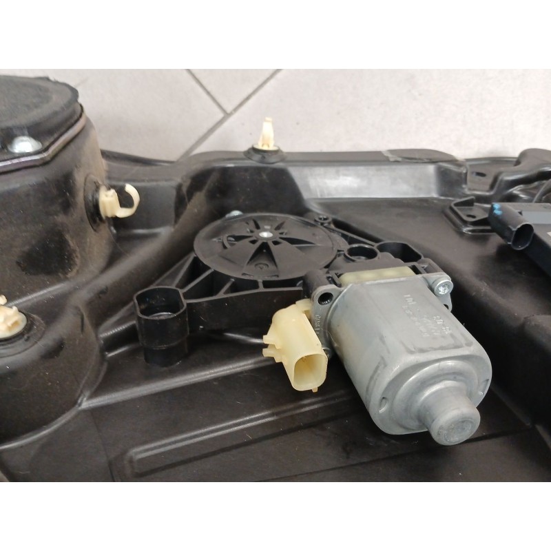 Recambio de elevalunas trasero derecho para jeep compass (mp, m6, mv, m7) 1.4 multiair referencia OEM IAM   