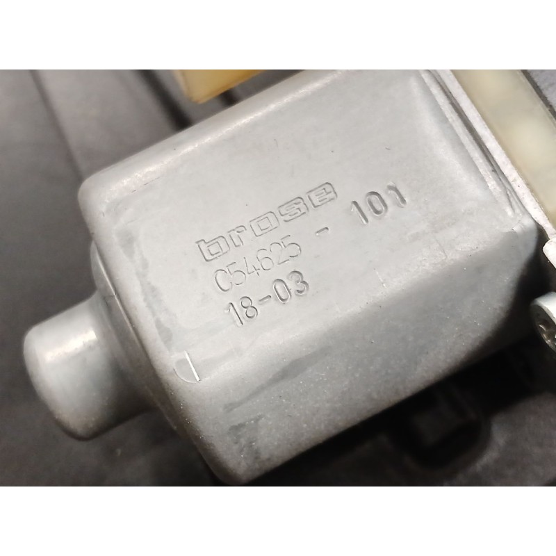 Recambio de elevalunas trasero derecho para jeep compass (mp, m6, mv, m7) 1.4 multiair referencia OEM IAM   