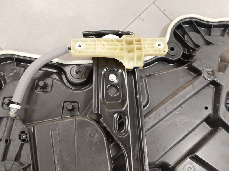 Recambio de elevalunas trasero izquierdo para jeep compass (mp, m6, mv, m7) 1.4 multiair referencia OEM IAM   