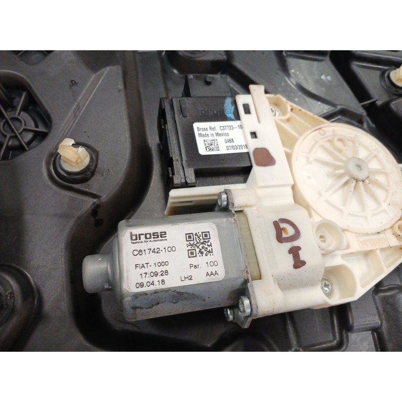 Recambio de elevalunas delantero izquierdo para jeep compass (mp, m6, mv, m7) 1.4 multiair referencia OEM IAM   