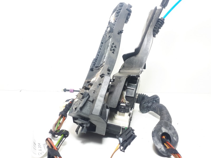 Recambio de cerradura puerta trasera izquierda para mercedes-benz clase c (w204) berlina 2.1 cdi cat referencia OEM IAM A2047602