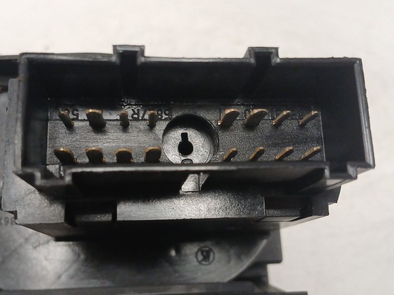 Recambio de mando luces para ford kuga i 2.0 tdci referencia OEM IAM   