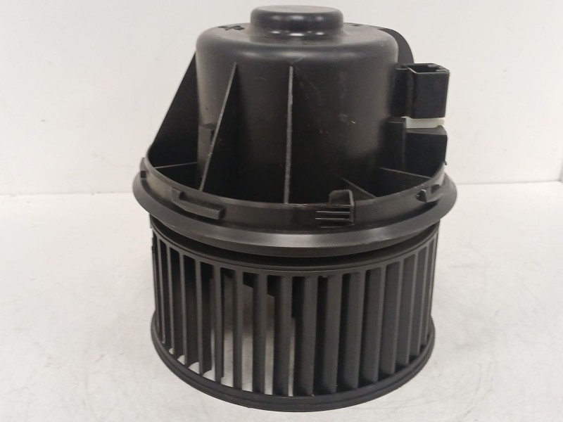 Recambio de motor calefaccion para ford kuga i 2.0 tdci referencia OEM IAM 3M5H18456AD  