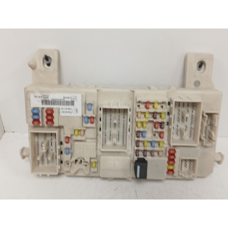 Recambio de caja reles / fusibles para ford kuga i 2.0 tdci referencia OEM IAM 7M5T14A073JE 97RA000001 9G41496090820