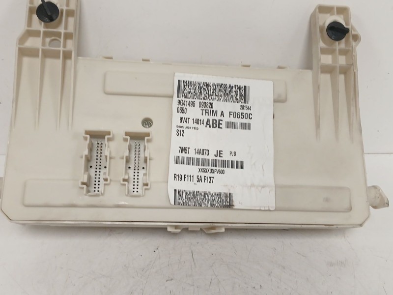 Recambio de caja reles / fusibles para ford kuga i 2.0 tdci referencia OEM IAM 7M5T14A073JE 97RA000001 9G41496090820