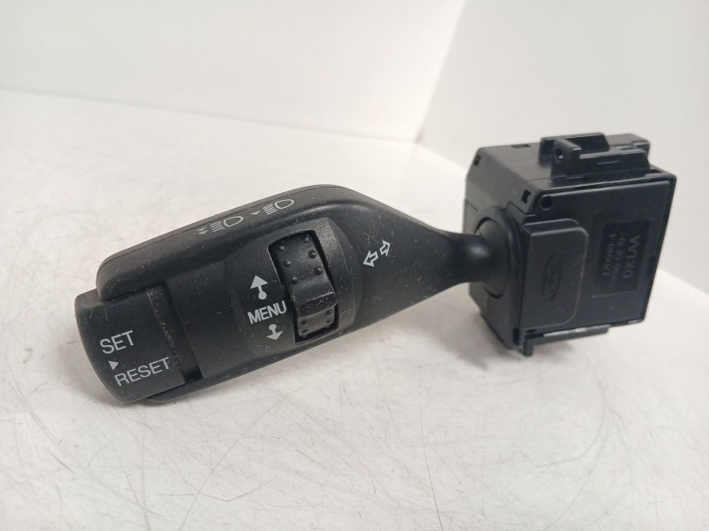 Recambio de mando intermitentes para ford kuga i 2.0 tdci referencia OEM IAM   