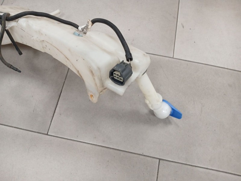 Recambio de deposito limpia para ford kuga i 2.0 tdci referencia OEM IAM   