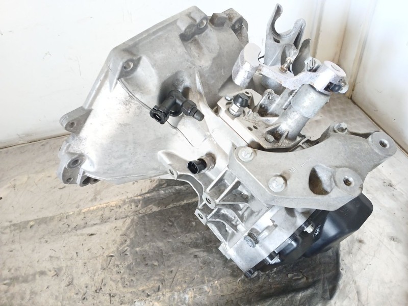 Recambio de caja cambios para opel corsa e (x15) 1.4 (08, 68) referencia OEM IAM   