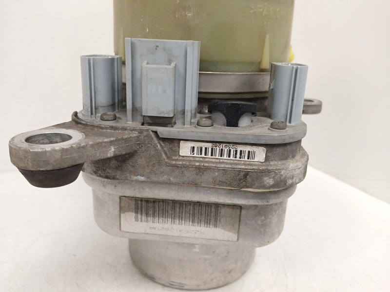 Recambio de bomba direccion para ford kuga i 2.0 tdci referencia OEM IAM 4M513K514CC  