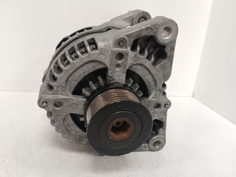 Recambio de alternador para ford kuga i 2.0 tdci referencia OEM IAM   