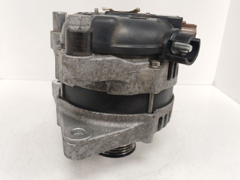 Recambio de alternador para ford kuga i 2.0 tdci referencia OEM IAM   