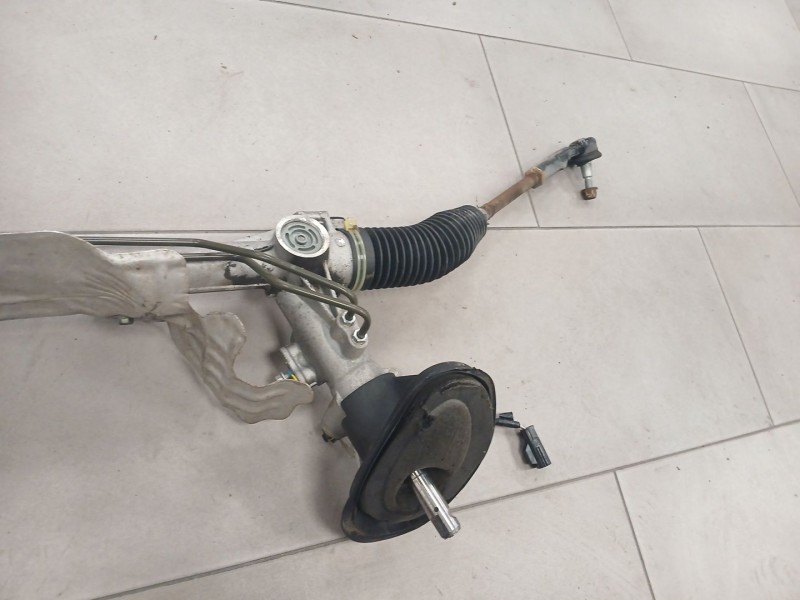 Recambio de cremallera direccion para ford kuga i 2.0 tdci referencia OEM IAM 8V413A500AB 8V413A500 GNSH13V041