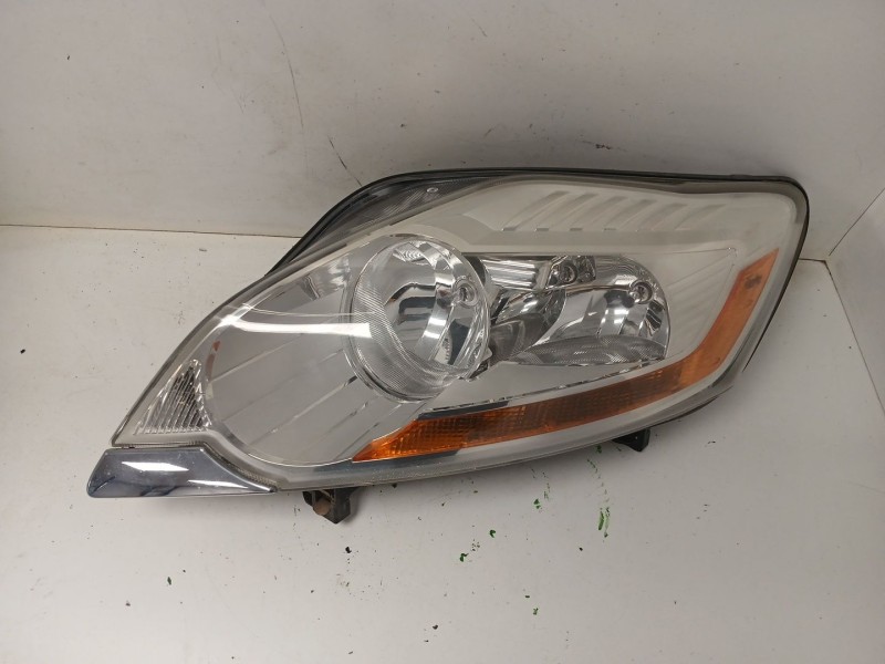 Recambio de faro izquierdo para ford kuga i 2.0 tdci referencia OEM IAM 8V4113W030  