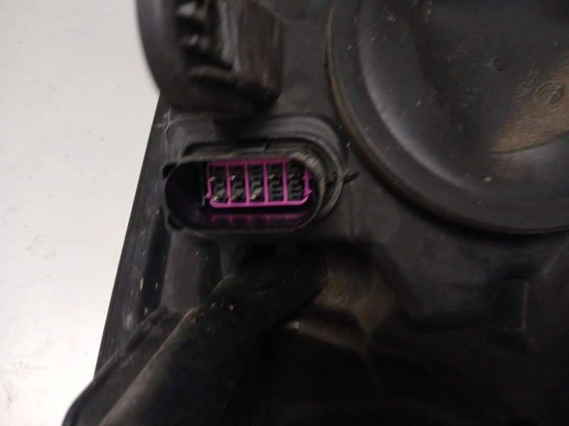 Recambio de faro izquierdo para ford kuga i 2.0 tdci referencia OEM IAM 8V4113W030  